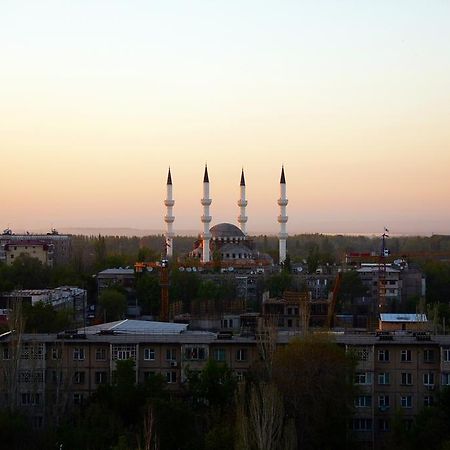 Ussr Hostel Biskek Kültér fotó