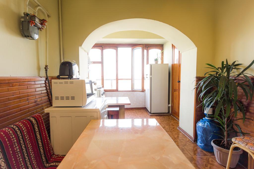 Ussr Hostel Biskek Kültér fotó