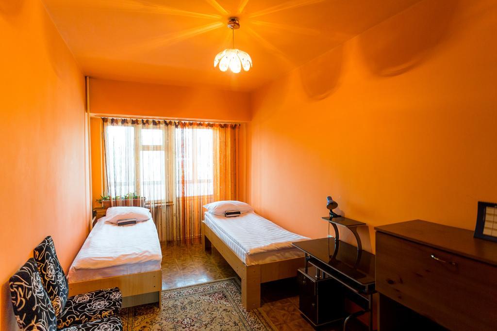 Ussr Hostel Biskek Szoba fotó