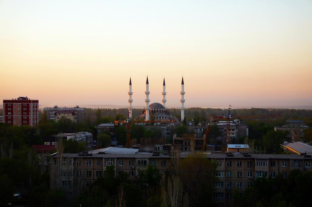 Ussr Hostel Biskek Kültér fotó